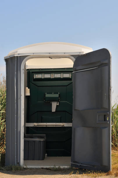 Best Porta potty delivery and setup  in Genoa City, WI